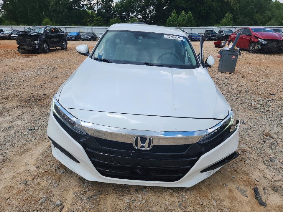 2018 Honda Accord მანქანა იყიდება აუქციონზე, vin: 1HGCV1F14JA256157, აუქციონის ნომერი: 60383016