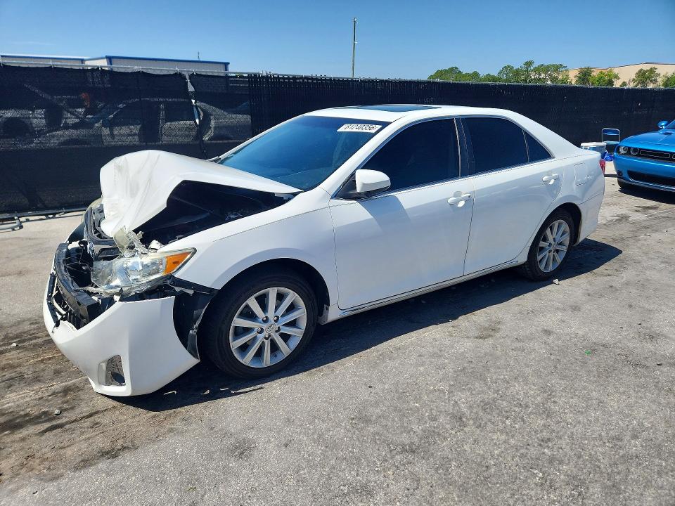 Auction sale of the 2014 Toyota Camry, vin: 4T1BF1FKXEU761099, lot number: 61240356