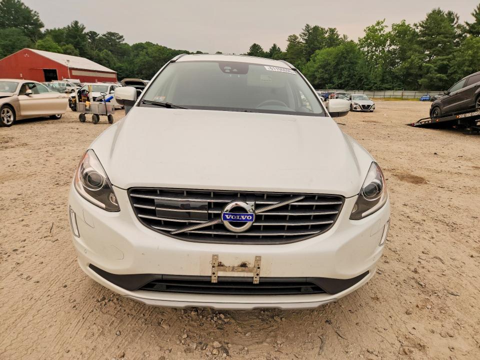 Продаж на аукціоні авто 2016 Volvo Xc60, vin: YV4612RM5G2868029, номер лоту: 61196696
