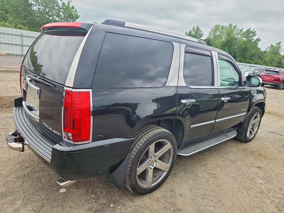 61975876 :رقم المزاد ، 1GYS4BEF6ER188848 vin ، 2014 Cadillac Escalade مزاد بيع