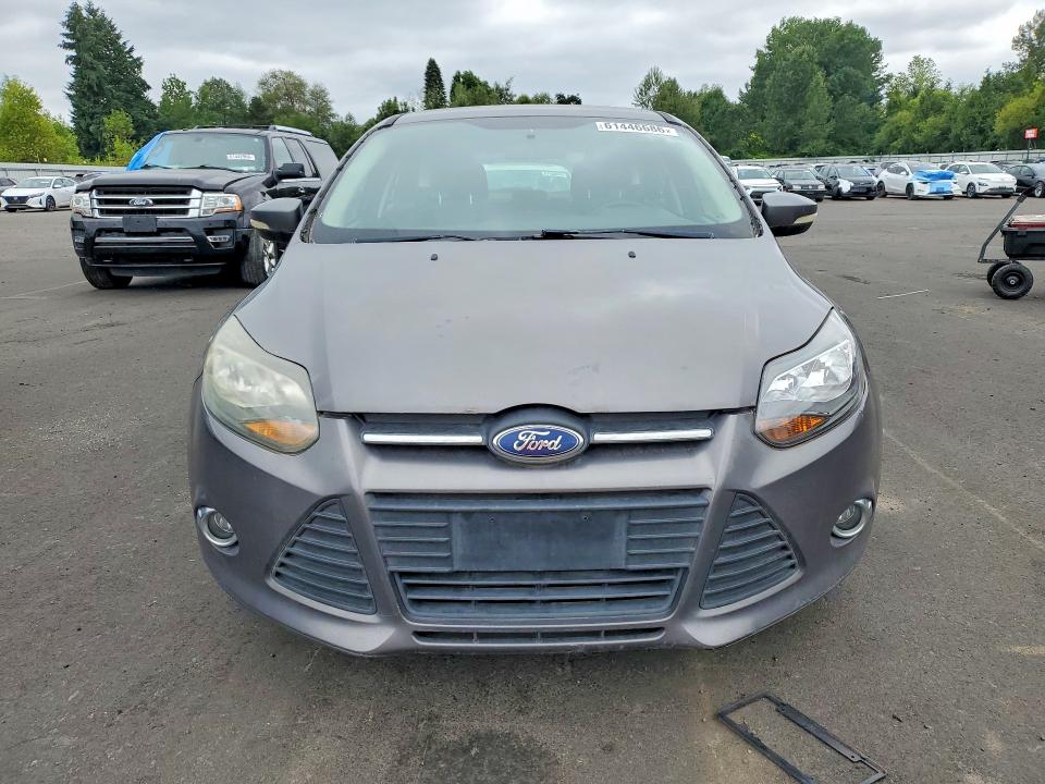 61446686 :رقم المزاد ، 1FADP3K20EL290409 vin ، 2014 Ford Focus مزاد بيع