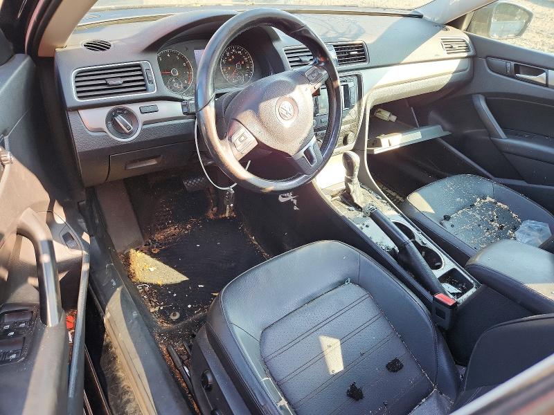 60677136 :رقم المزاد ، 1VWBT7A38FC003184 vin ، 2015 Volkswagen Passat مزاد بيع