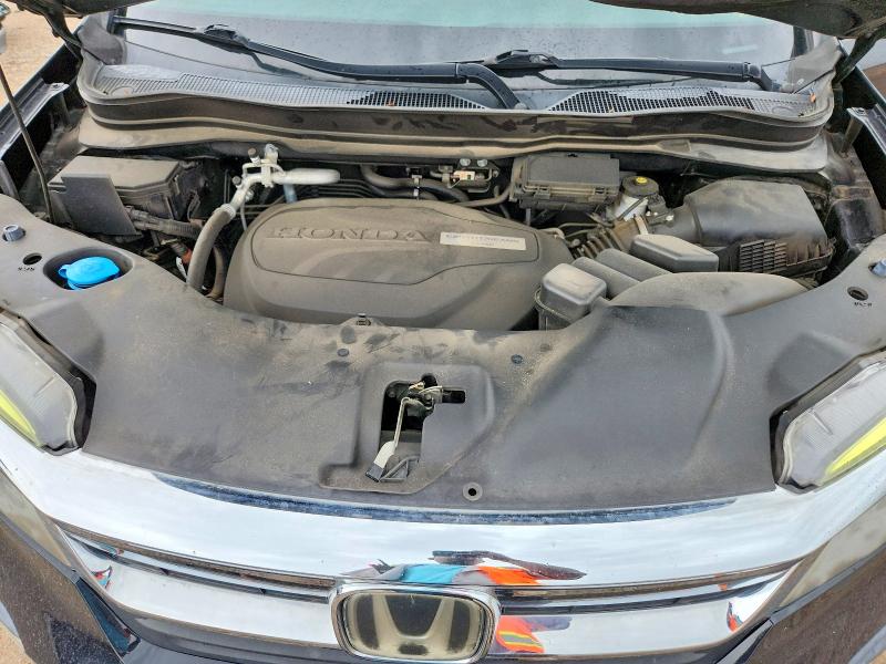 60990196 :رقم المزاد ، 5FNYF5H59KB015292 vin ، 2019 Honda Pilot مزاد بيع