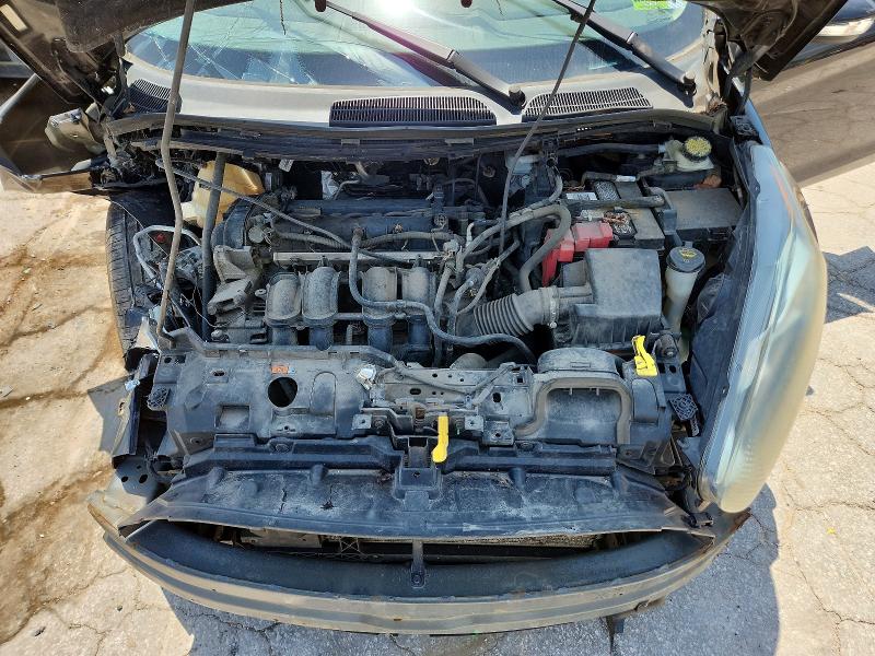 59276686 :رقم المزاد ، 3FADP4BJ5FM161286 vin ، 2015 Ford Fiesta مزاد بيع