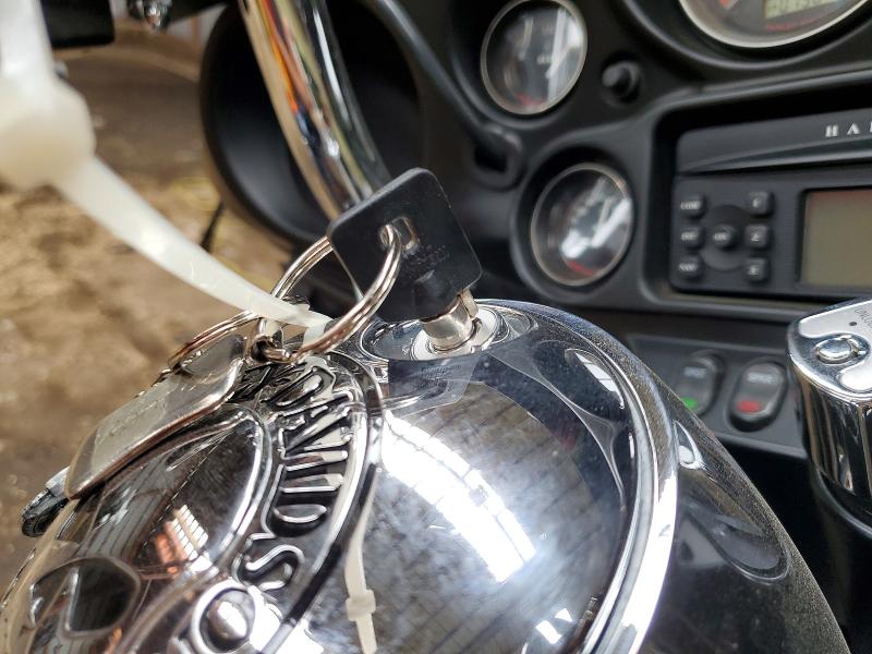 59546706 :رقم المزاد ، 5HD1FC4A1AB642280 vin ، 2010 Harley-davidson Flhtcu مزاد بيع