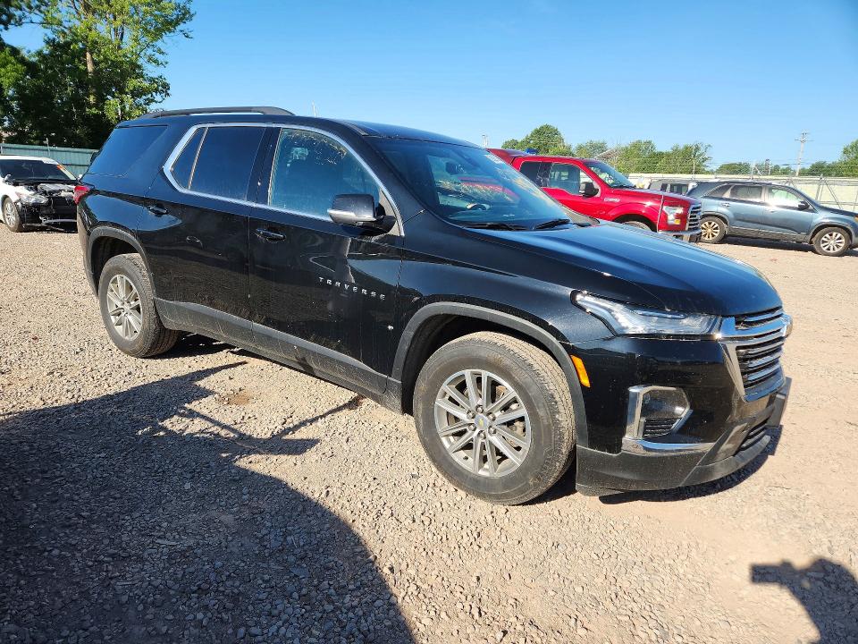 2022 Chevrolet Traverse მანქანა იყიდება აუქციონზე, vin: 1GNEVGKW3NJ157810, აუქციონის ნომერი: 59826136