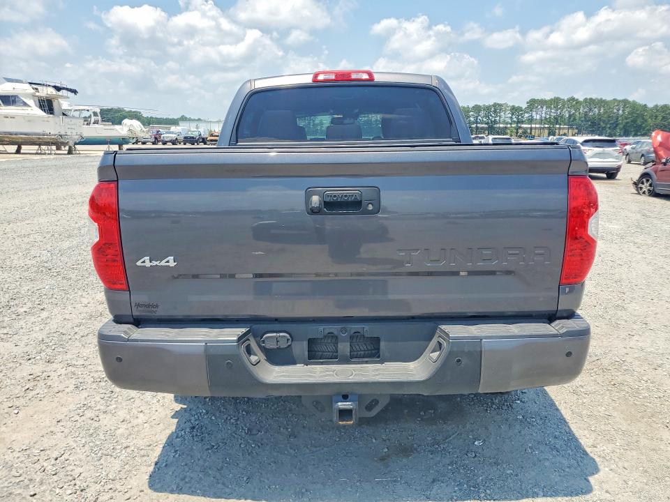 Продажа на аукционе авто 2018 Toyota Tundra, vin: 5TFAY5F16JX717313, номер лота: 85614005