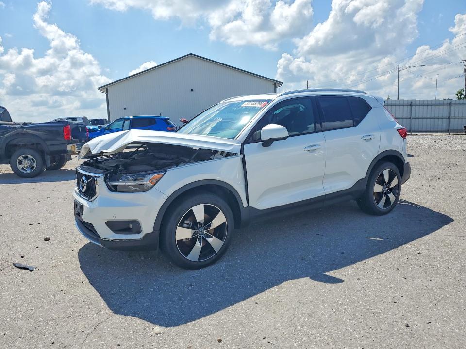 Продажа на аукционе авто 2021 Volvo Xc40, vin: YV4162UK6M2476321, номер лота: 59258086