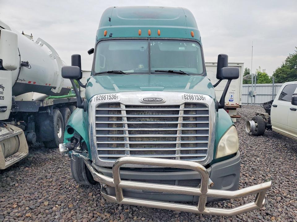 2017 Freightliner Cascadia 125 მანქანა იყიდება აუქციონზე, vin: 3AKJGLDR9HSHP0976, აუქციონის ნომერი: 62661536