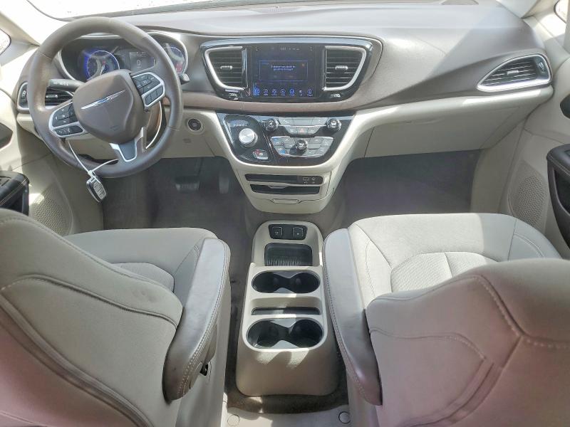60065056 :رقم المزاد ، 2C4RC1DG0HR532118 vin ، 2017 Chrysler Pacifica مزاد بيع