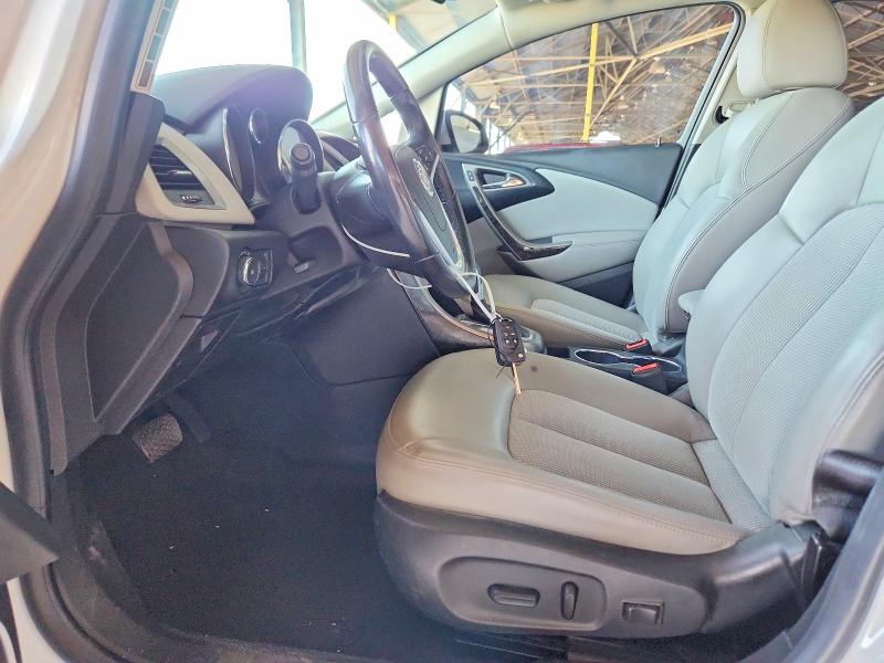 60668136 :رقم المزاد ، 1G4PR5SKXH4118069 vin ، 2017 Buick Verano مزاد بيع