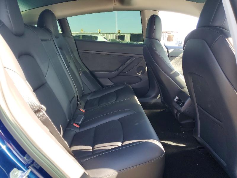 60496176 :رقم المزاد ، 5YJ3E1EBXNF221919 vin ، 2022 Tesla Model 3 مزاد بيع