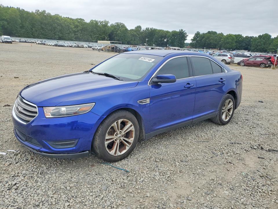 2015 Ford Taurus მანქანა იყიდება აუქციონზე, vin: 1FAHP2E82FG151968, აუქციონის ნომერი: 62641146