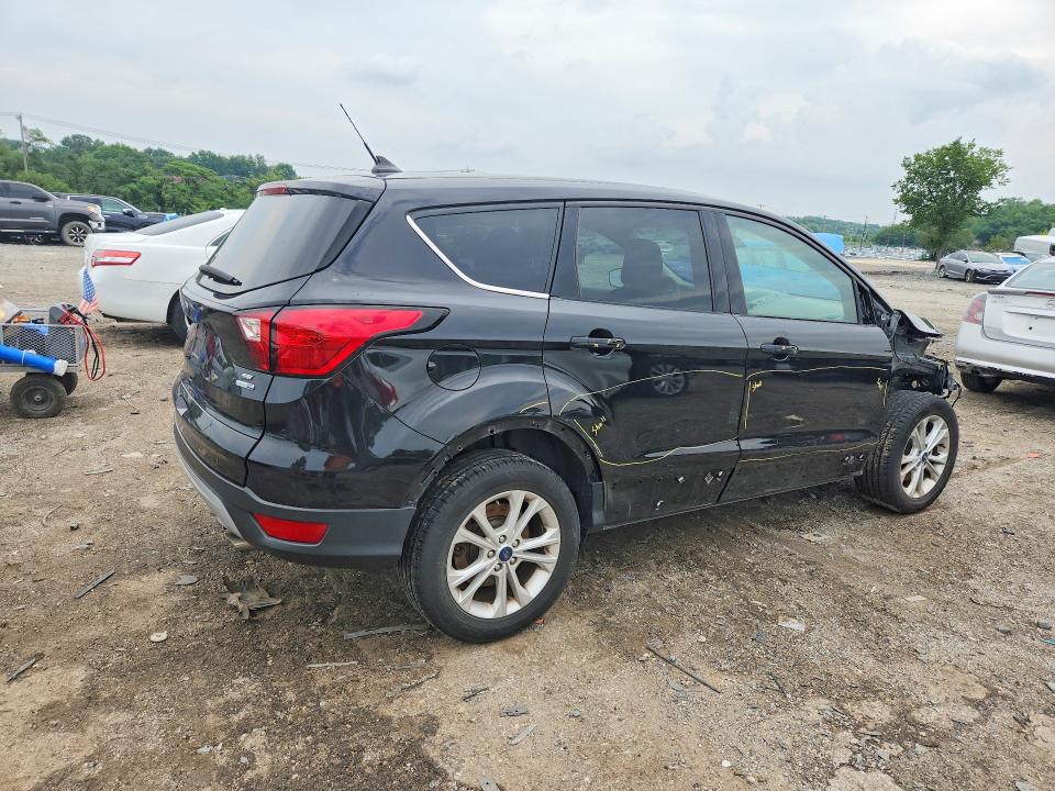 Продаж на аукціоні авто 2019 Ford Escape, vin: 1FMCU9GDXKUA69851, номер лоту: 60456046