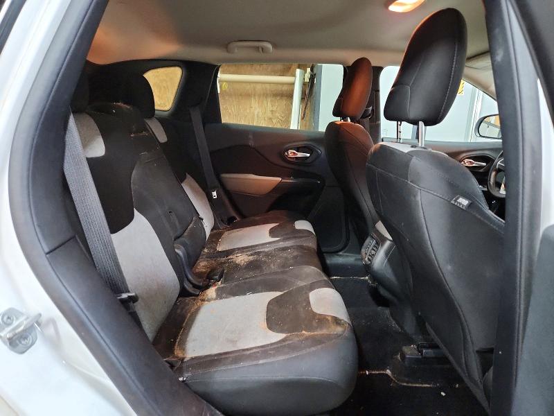 62148576 :رقم المزاد ، 1C4PJMCS8EW184110 vin ، 2014 Jeep Cherokee مزاد بيع
