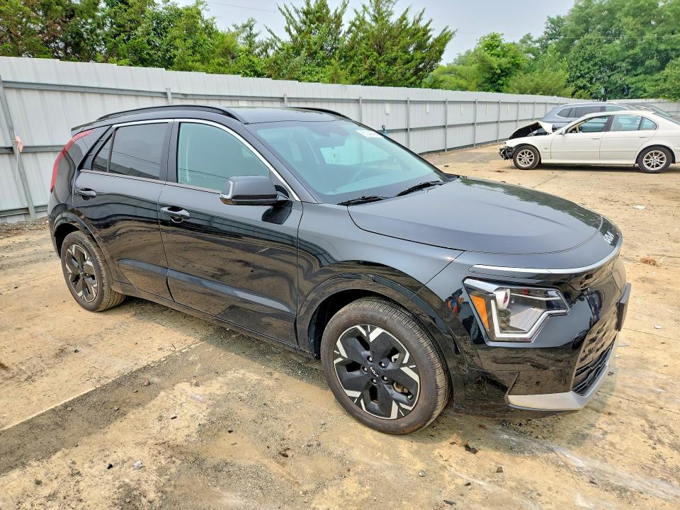 Продаж на аукціоні авто 2025 Kia Niro, vin: KNDCR3L10S5132805, номер лоту: 61049496