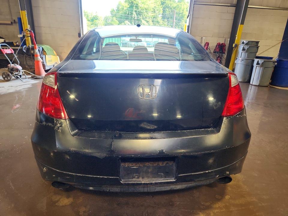 2010 Honda Accord მანქანა იყიდება აუქციონზე, vin: 1HGCS2A81AA002022, აუქციონის ნომერი: 97686305