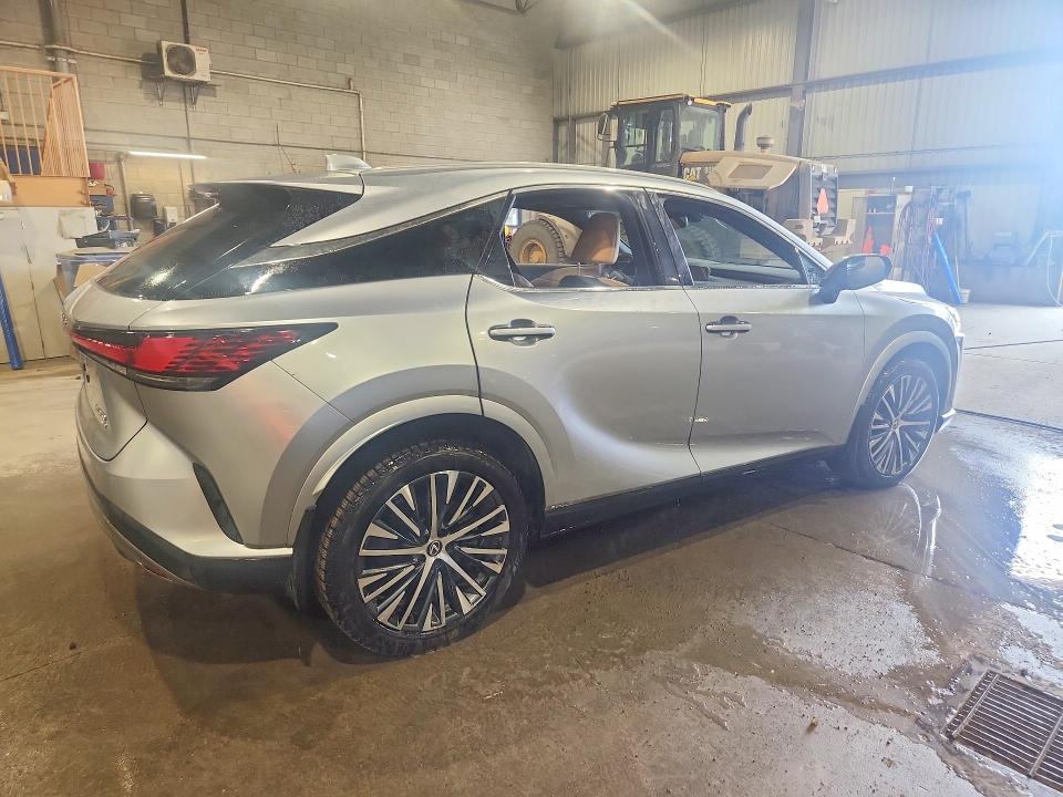Продажа на аукционе авто 2024 Lexus Rx, vin: 2T2BAMCA9RC083962, номер лота: 61925846