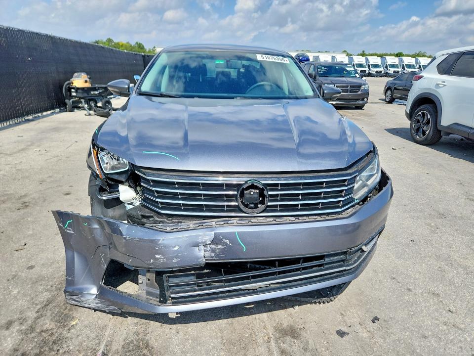 Aukcja sprzedaży 2017 Volkswagen Passat, vin: 1VWAT7A32HC040777, numer aukcji: 61676386