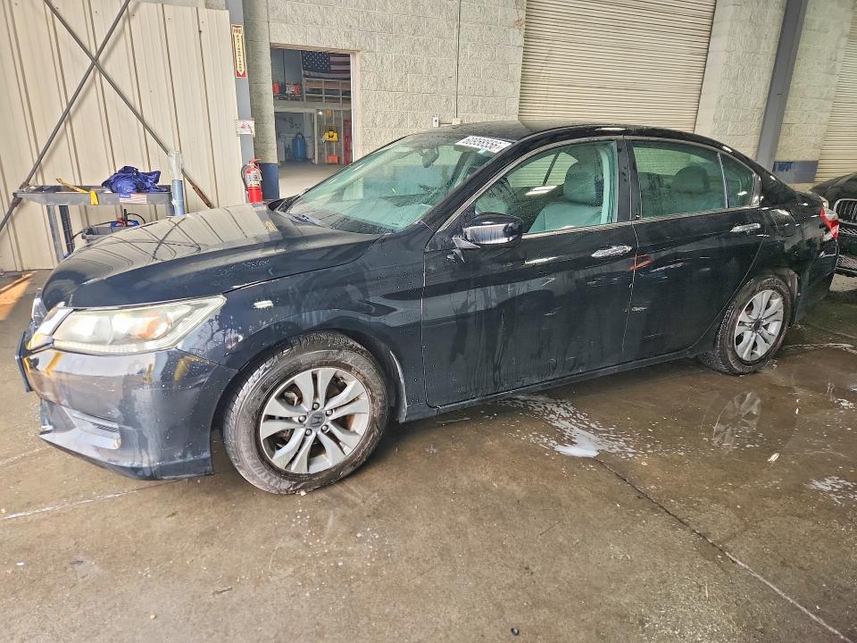 60958556 :رقم المزاد ، 1HGCR2F3XFA249720 vin ، 2015 Honda Accord مزاد بيع