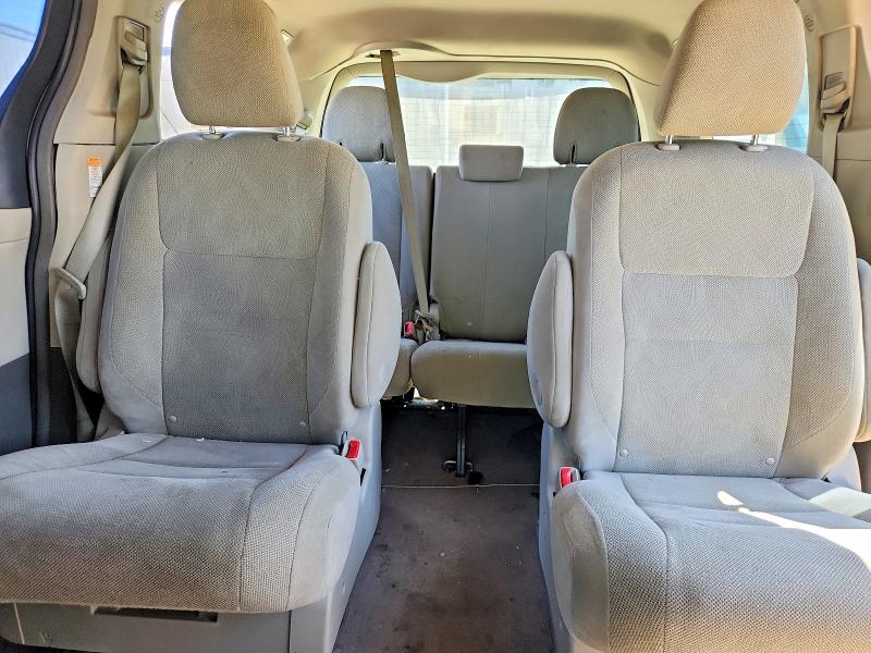 Продажа на аукционе авто 2015 Toyota Sienna, vin: 5TDZK3DC2FS564441, номер лота: 62876106