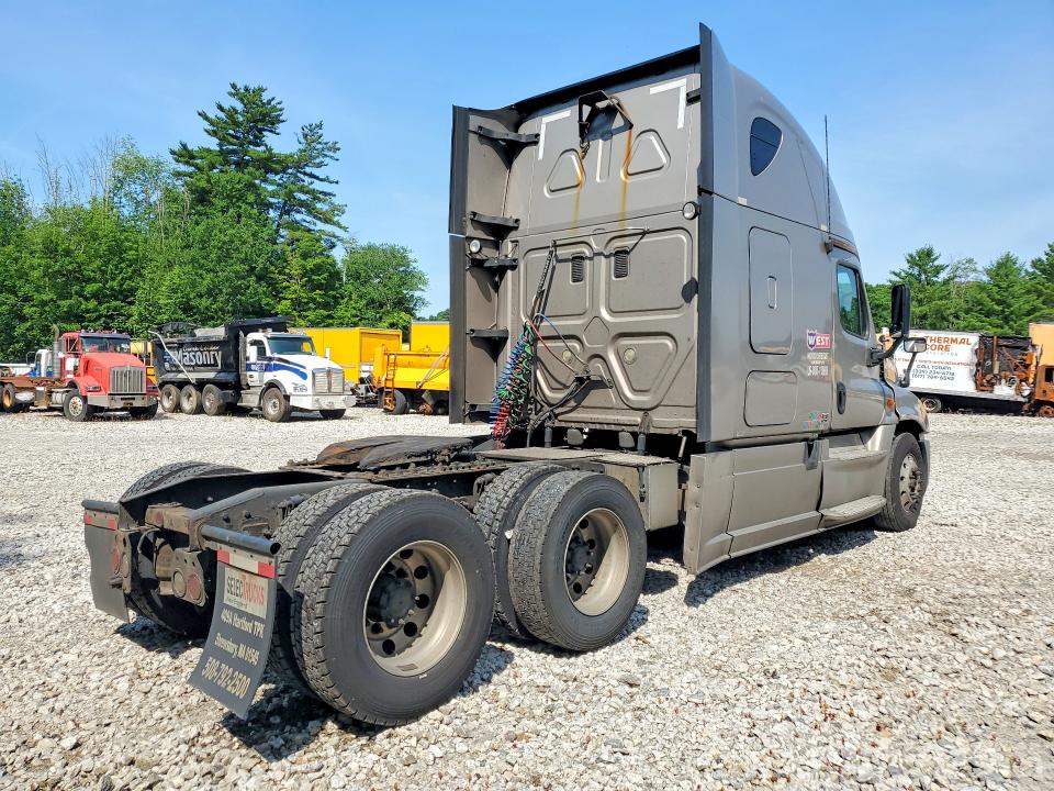Продаж на аукціоні авто 2013 Freightliner Cascadia 125, vin: 1FUJGLDR4DSBV3013, номер лоту: 61699326