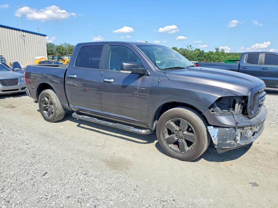 60992816 :رقم المزاد ، 1C6RR6LG1HS605208 vin ، 2017 Ram 1500 مزاد بيع