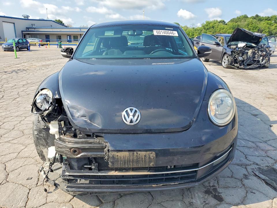 60140046 :رقم المزاد ، 3VW4A7AT1CM644055 vin ، 2012 Volkswagen Beetle مزاد بيع
