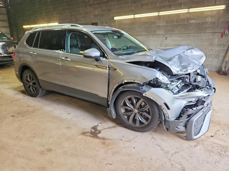 2022 Volkswagen Tiguan მანქანა იყიდება აუქციონზე, vin: 3VV2B7AX3NM139231, აუქციონის ნომერი: 63106286