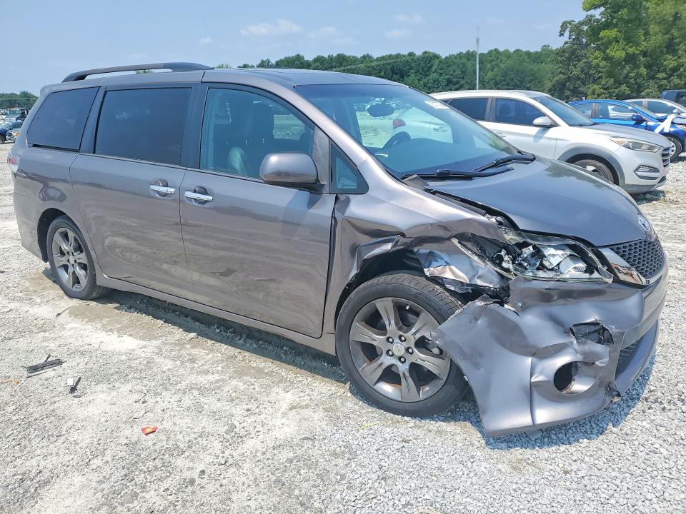 63173756 :رقم المزاد ، 5TDXK3DC9GS752950 vin ، 2016 Toyota Sienna مزاد بيع