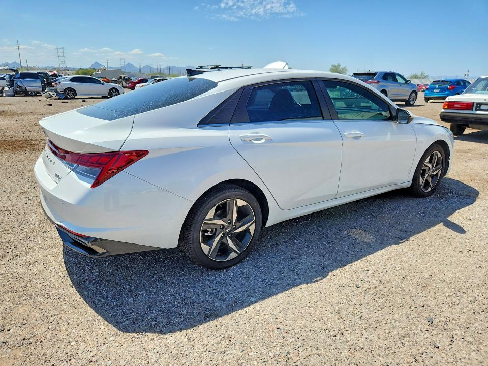 62811106 :رقم المزاد ، 5NPLP4AG8NH053549 vin ، 2022 Hyundai Elantra مزاد بيع