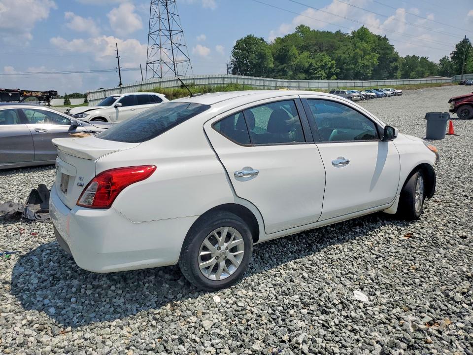 Продаж на аукціоні авто 2018 Nissan Versa, vin: 3N1CN7AP3JL814752, номер лоту: 62747286
