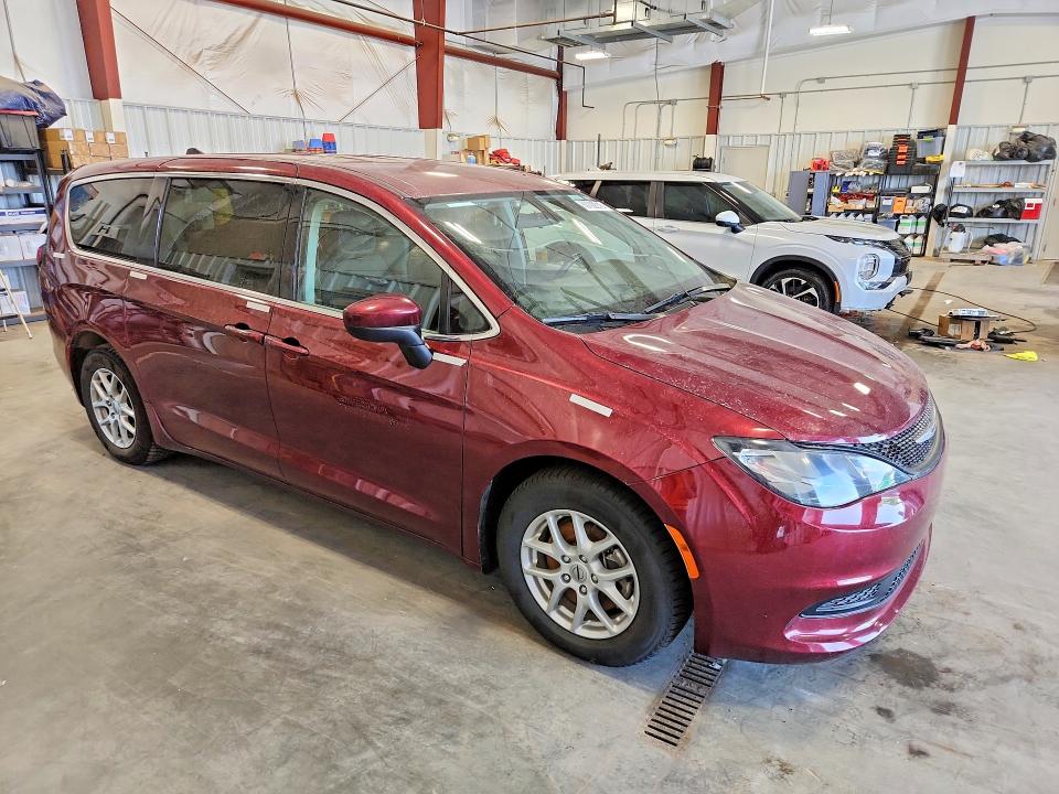 Продаж на аукціоні авто 2022 Chrysler Voyager, vin: 2C4RC1CG5NR159316, номер лоту: 60792216