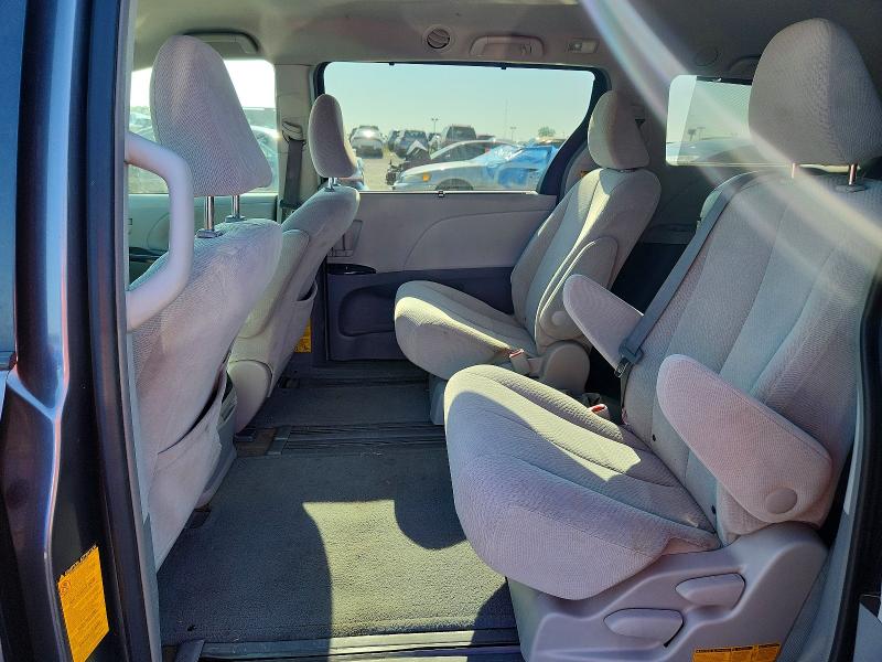 Продаж на аукціоні авто 2013 Toyota Sienna, vin: 5TDKK3DC2DS292682, номер лоту: 61130676