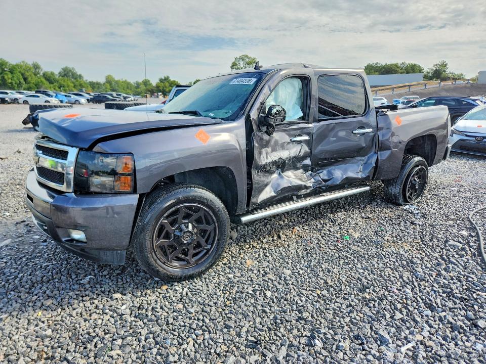 Auction sale of the 2011 Chevrolet Silverado, vin: 3GCPCTE09BG117106, lot number: 61404396