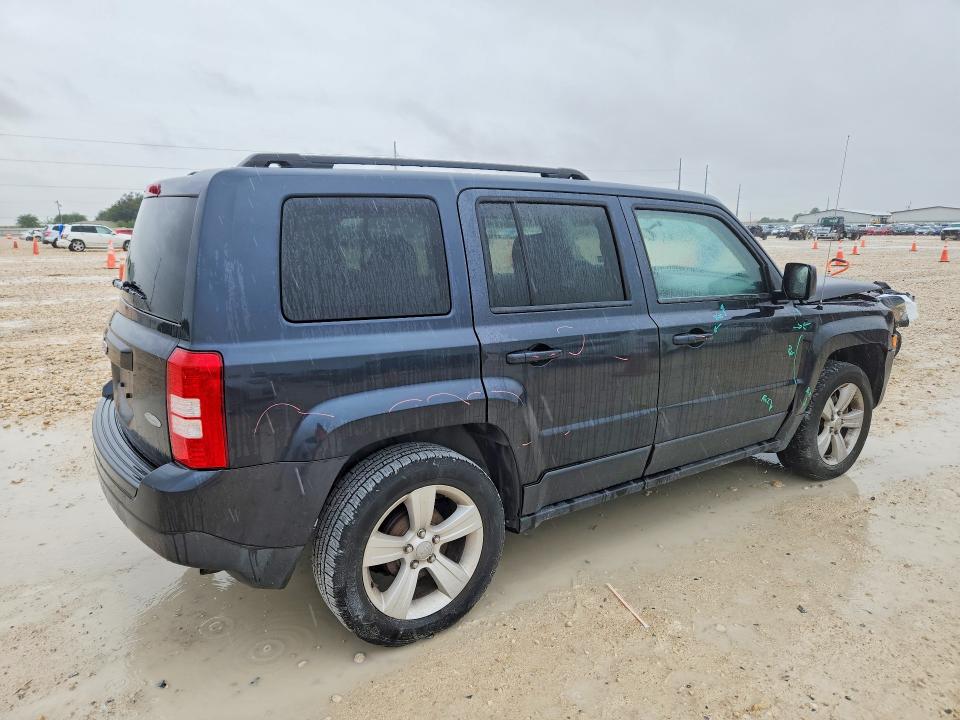 61184616 :رقم المزاد ، 1C4NJPFB8ED826387 vin ، 2014 Jeep Patriot مزاد بيع