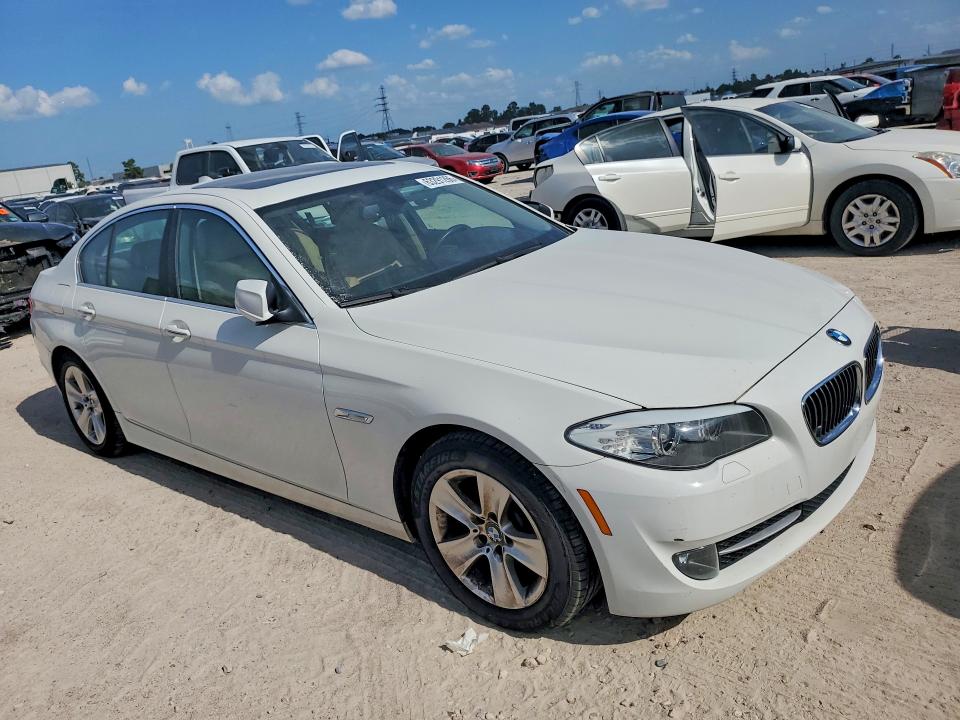 2013 Bmw 528 მანქანა იყიდება აუქციონზე, vin: WBAXG5C58DDY32034, აუქციონის ნომერი: 63291266
