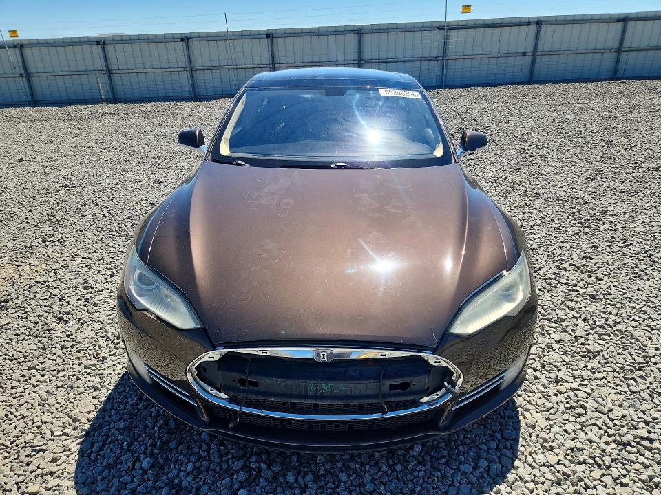 2014 Tesla Model S მანქანა იყიდება აუქციონზე, vin: 5YJSA1H19EFP48618, აუქციონის ნომერი: 60206356