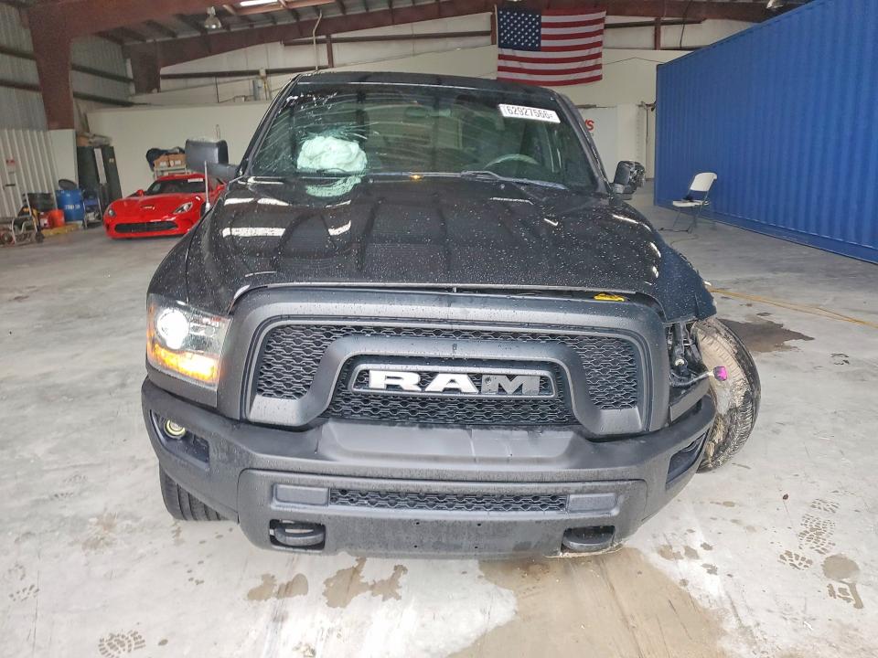 62927566 :رقم المزاد ، 1C6RR7LT8MS516894 vin ، 2021 Ram 1500 Classic مزاد بيع