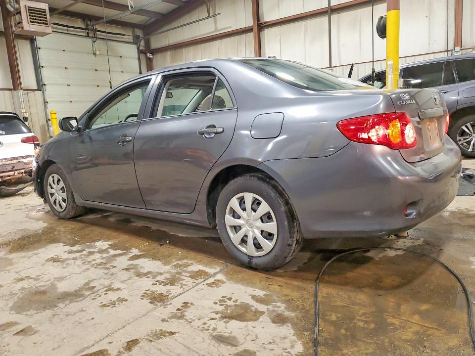 61175106 :رقم المزاد ، 2T1BU4EE2AC506414 vin ، 2010 Toyota Corolla مزاد بيع