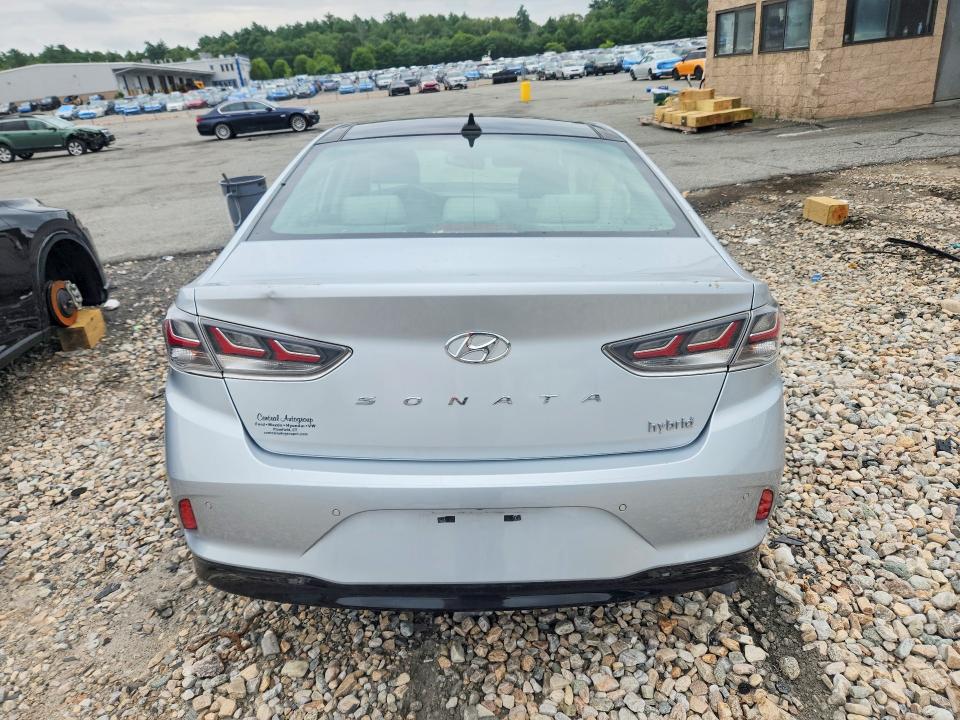Продажа на аукционе авто 2018 Hyundai Sonata Hybrid, vin: KMHE34L38JA084067, номер лота: 61665196