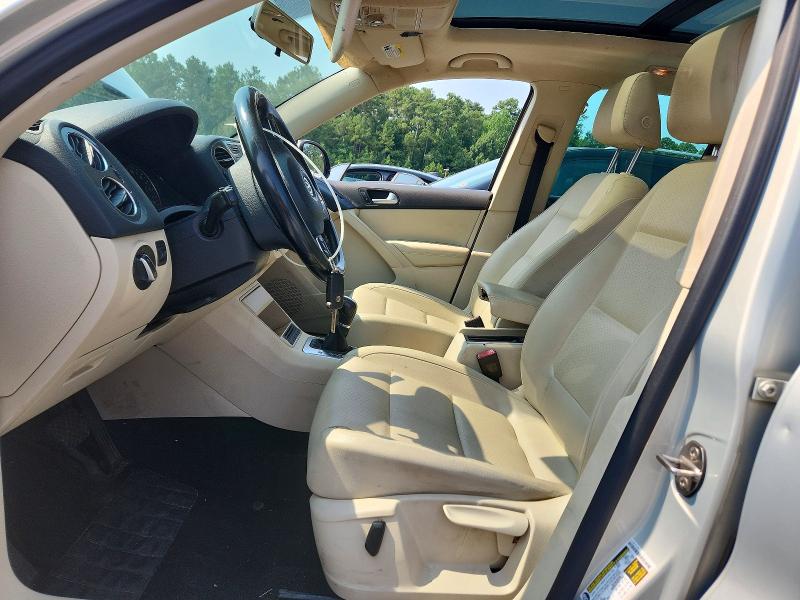 2012 Volkswagen Tiguan მანქანა იყიდება აუქციონზე, vin: WVGAV7AX0CW536955, აუქციონის ნომერი: 63250746