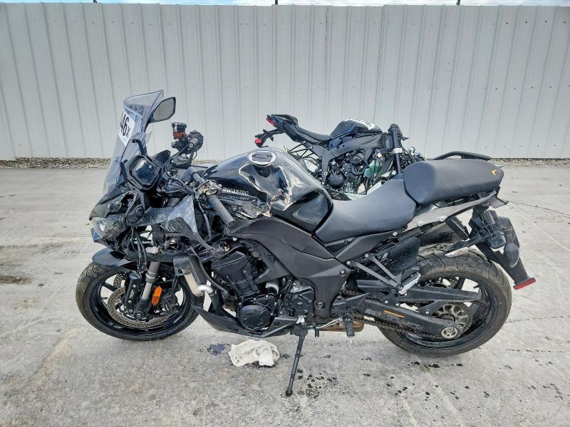 61375446 :رقم المزاد ، JKBZXVK19MA011607 vin ، 2021 Kawasaki Zx1002 مزاد بيع