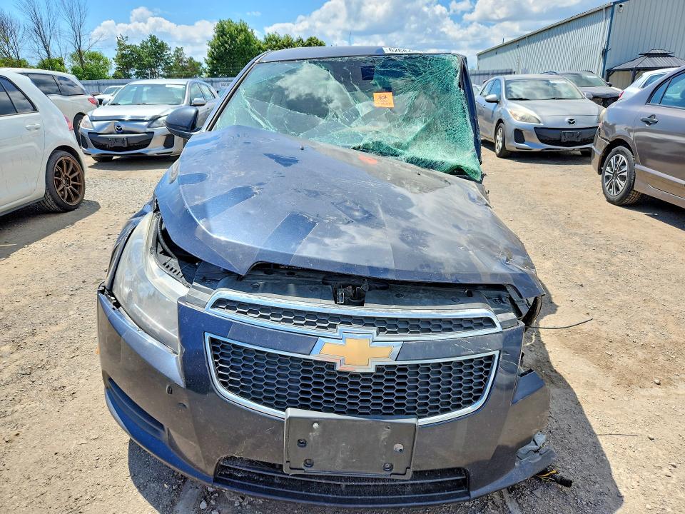62684516 :رقم المزاد ، 1G1P75SZ9E7246250 vin ، 2014 Chevrolet Cruze مزاد بيع