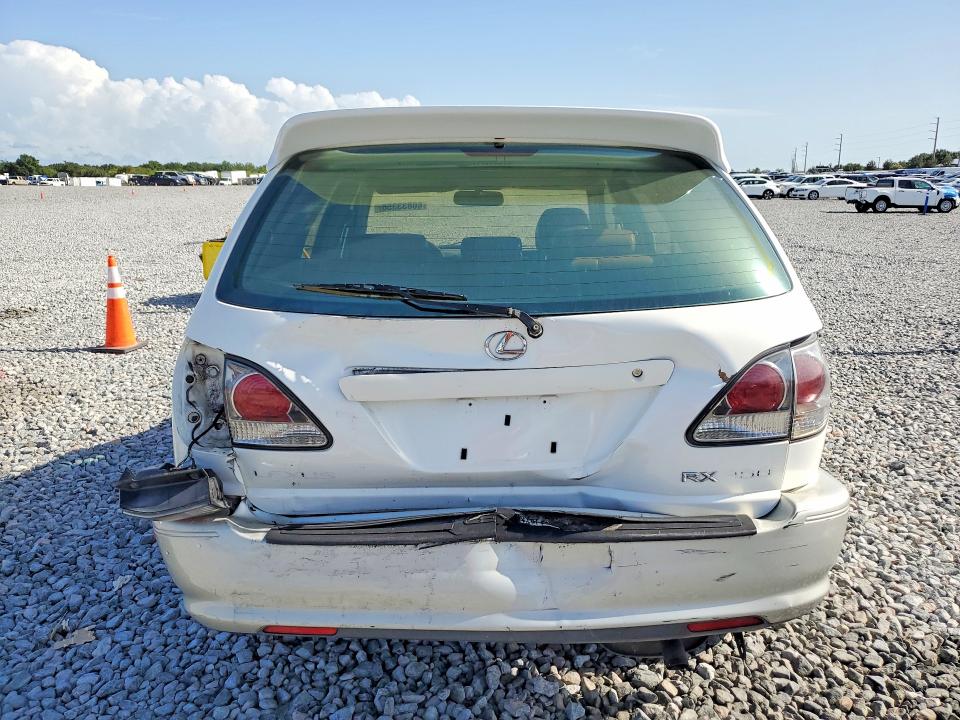 60833356 :رقم المزاد ، JTJGF10U510110496 vin ، 2001 Lexus Rx مزاد بيع