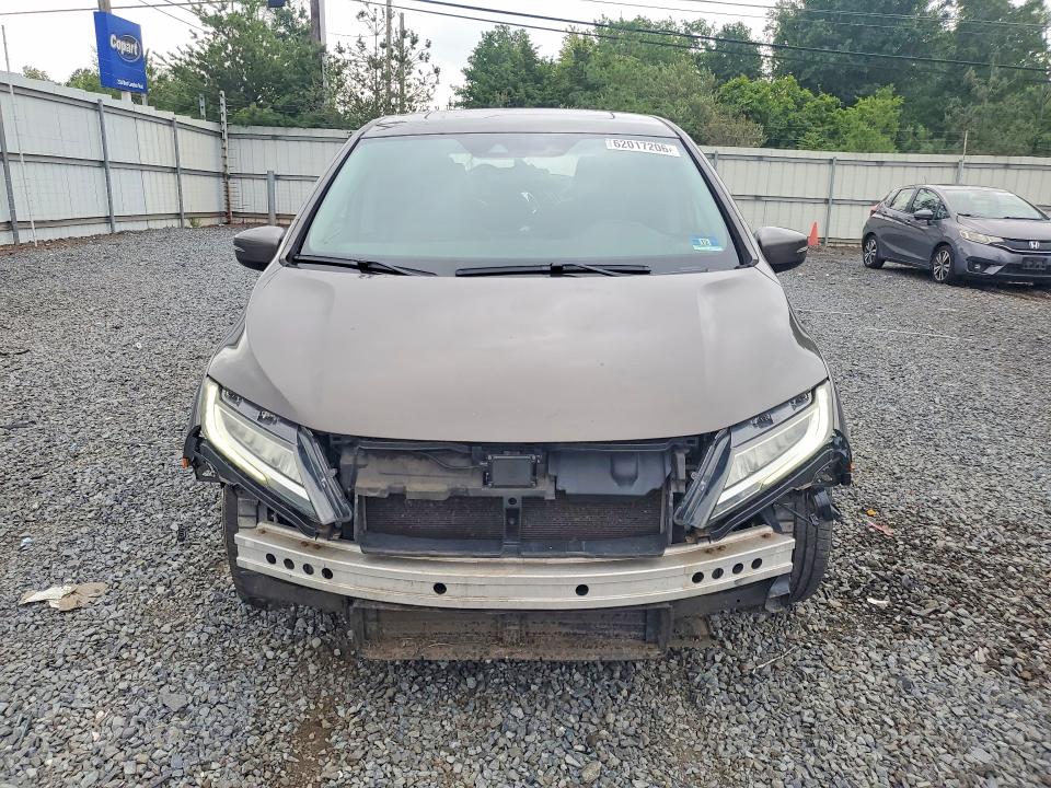 62017206 :رقم المزاد ، 5FNRL6H86JB065496 vin ، 2018 Honda Odyssey مزاد بيع