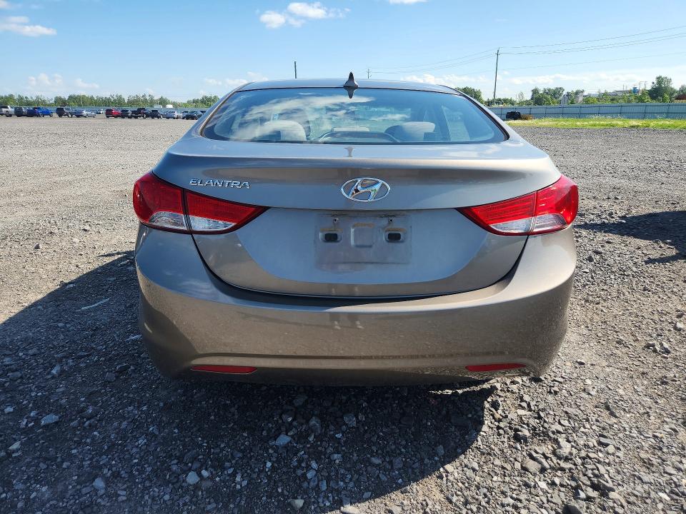61413396 :رقم المزاد ، 5NPDH4AE6DH213233 vin ، 2013 Hyundai Elantra مزاد بيع