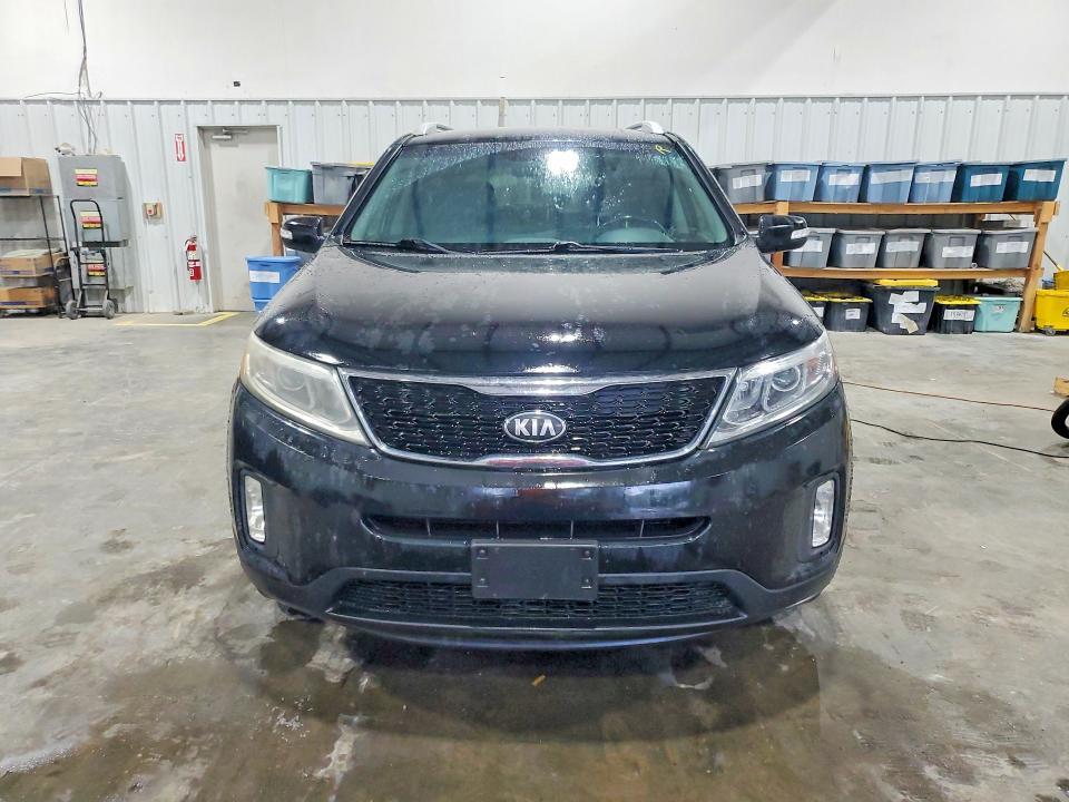 2015 Kia Sorento მანქანა იყიდება აუქციონზე, vin: 5XYKTDA78FG645548, აუქციონის ნომერი: 63013106