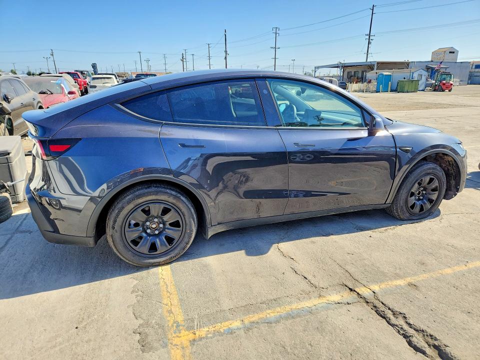 2026 Tesla Model Y მანქანა იყიდება აუქციონზე, vin: 7SAYGDED3TA590105, აუქციონის ნომერი: 59848626