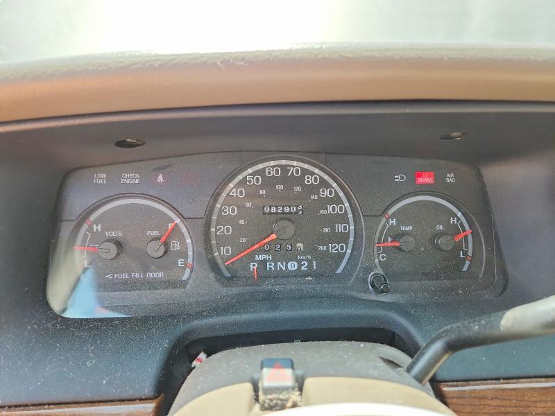 Auction sale of the 2003 Ford Crown Victoria, vin: 2FAFP73W43X197121, lot number: 59222306